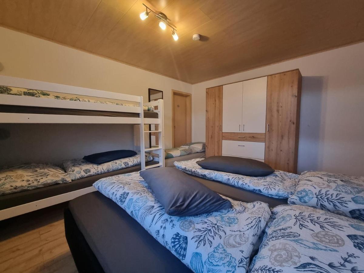 Ferienwohnung Biosphaerenblick Мюнзінґен Екстер'єр фото